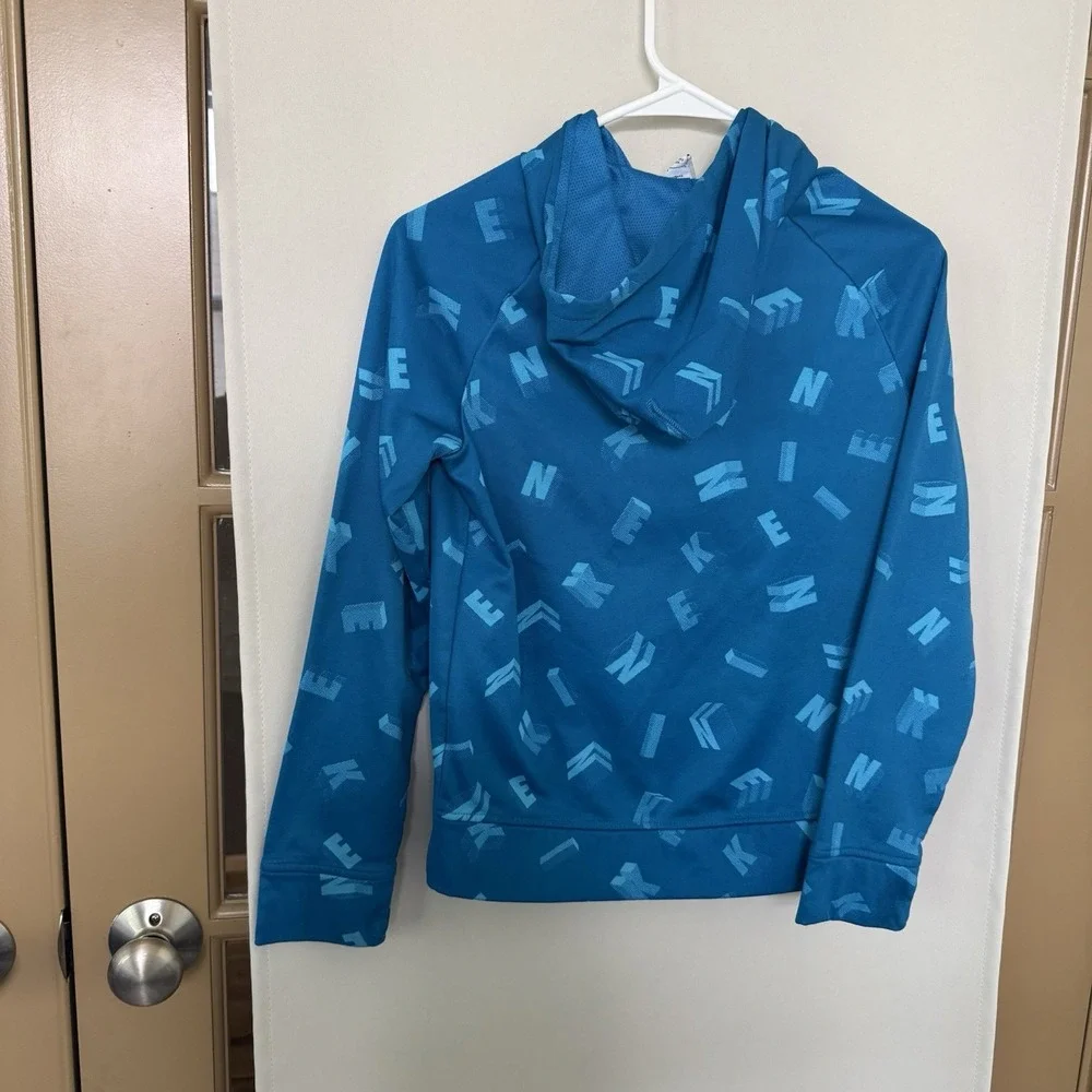 Nike Boys Large Blue Logo Therma Fit Pullover Hoodie Sweatshirt Pocket